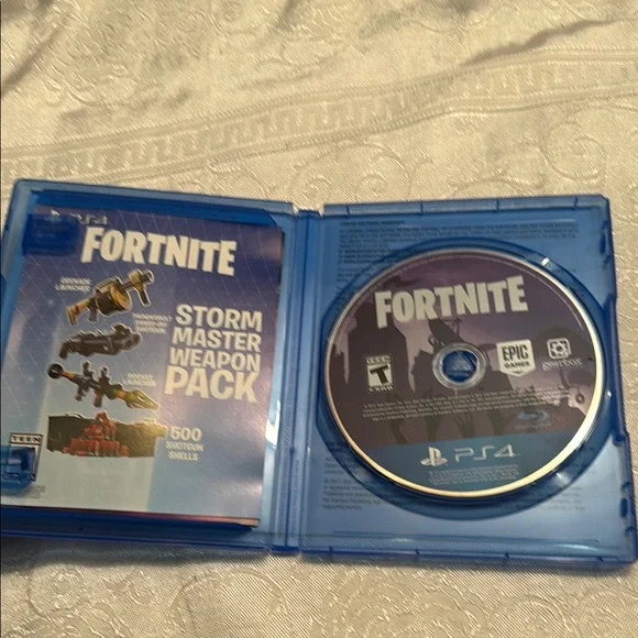 Sony PlayStation 4 Games Blue Cases - Picture 2 of 3